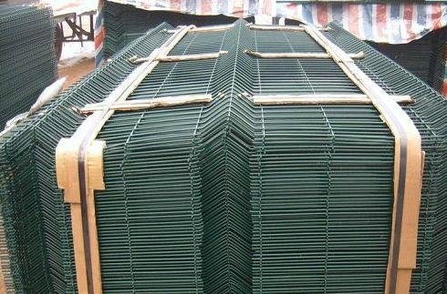 High Visibility Beautiful Wire Mesh Fence for Boundary Wall 5