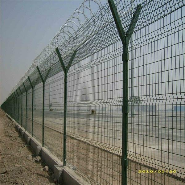 Airport Fences / Fencing / Wire Mesh Fence  5