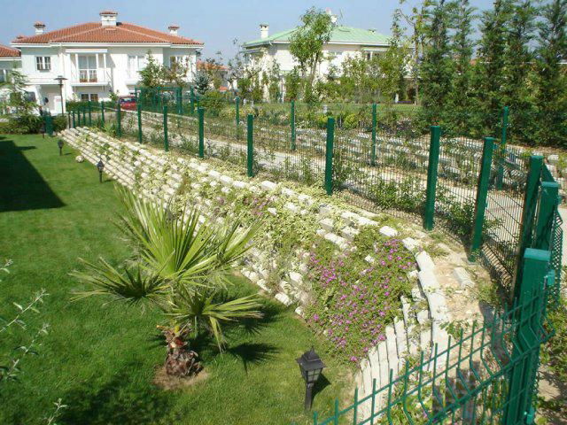 3 V Shape Fence/ Welded Wire Mesh/ Safety Fence 5