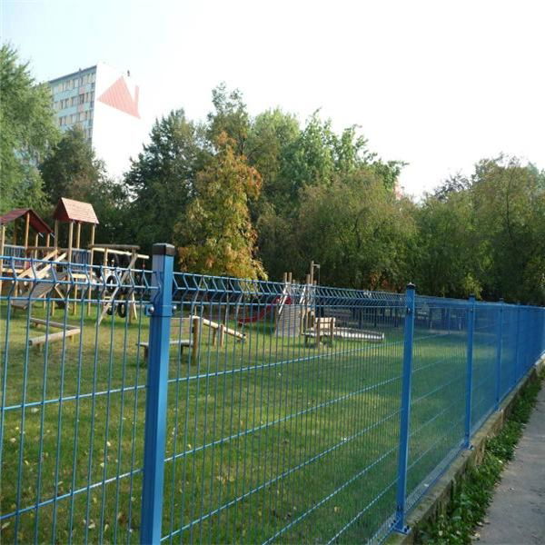 Welded wire mesh fence from Ai Rui 5