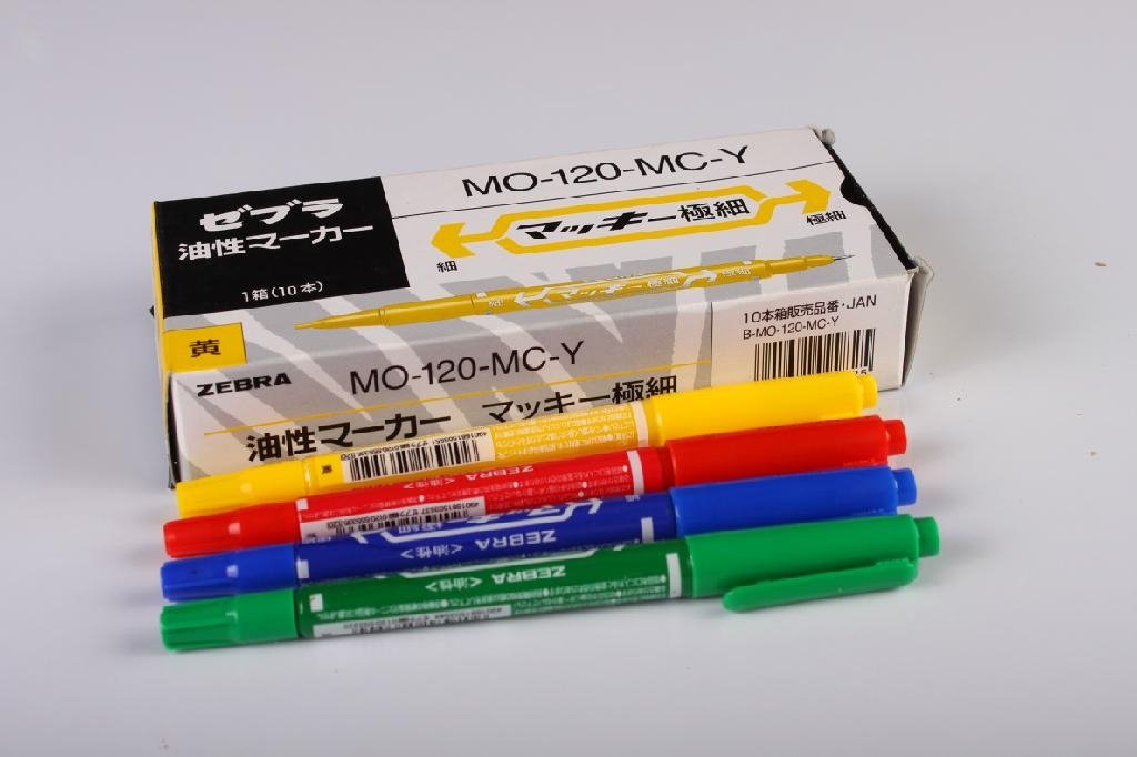 日本斑馬油性筆MO-120 5