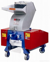 Powerful plastic granulating machine