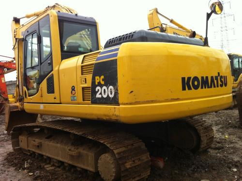 used  excavator Komatsu  PC200-8 3