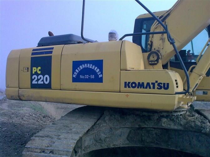 Used Komatsu excavator PC220-7  2