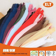 zippers wholesale