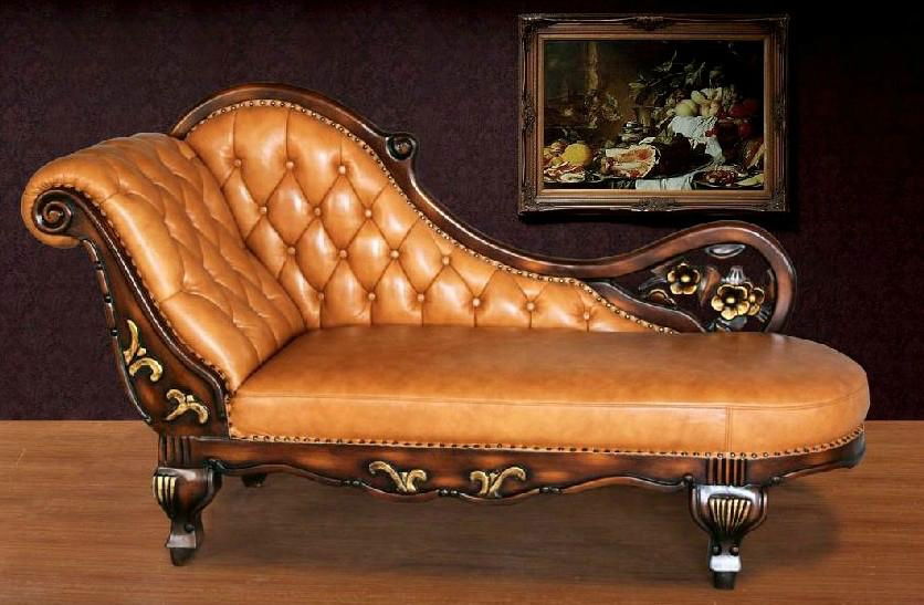 Bisini Furniture Chaise Lounge with Hand Carved Design