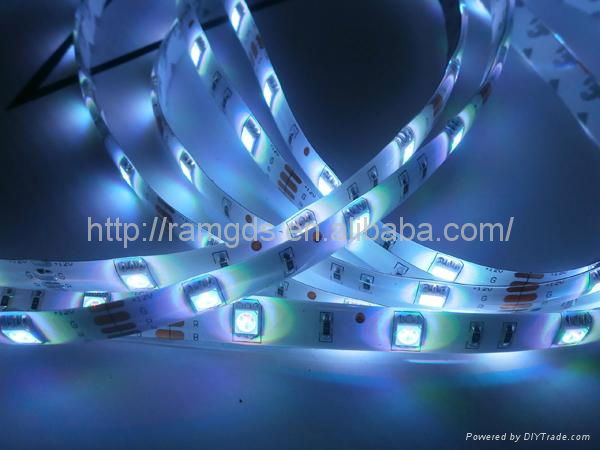 wholesale 60led/m 5050 flexible led strip/5050 led (CE&ROHS) 2