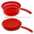 Silicone collapsible colander with stainless steel handle