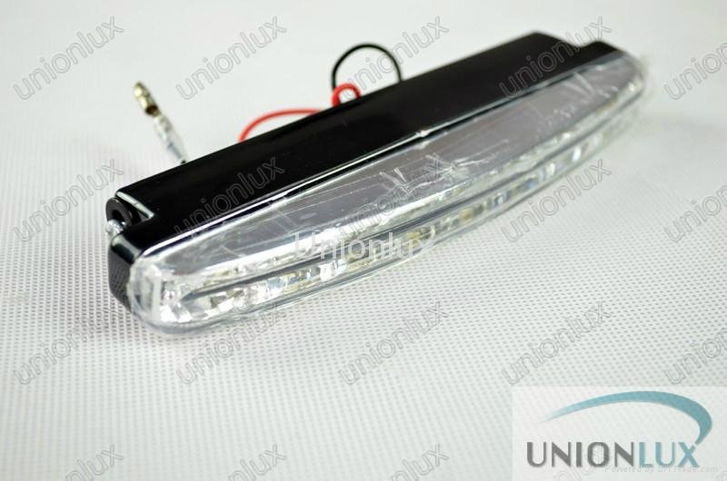 Super White 8 LED Universal Car Light Daytime Running auto lamp DRL 4
