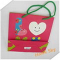 Gift packaging paper handle bags manufacturer/ OEM 2