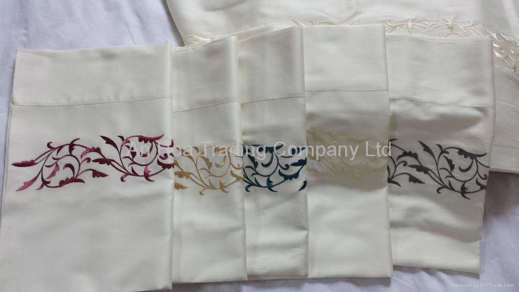 Hand embroidery pattern bed sheet