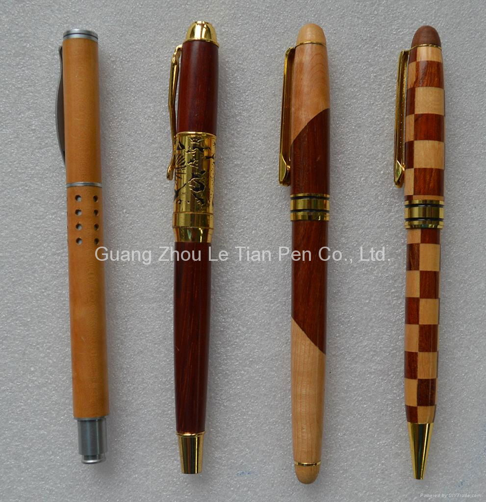 Fashion Wooden ball Pen 3