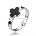 fashion black flower silver link