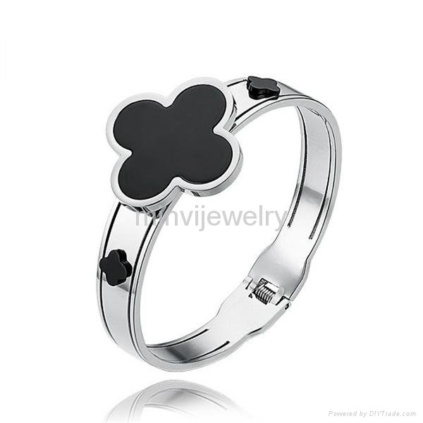 fashion black flower silver link bracelet