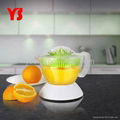 electric citrus juicer with 0.8L capacity 2