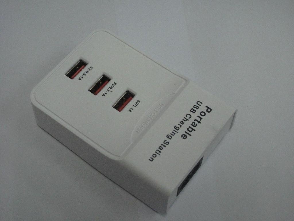 3口 USB插座充电器    