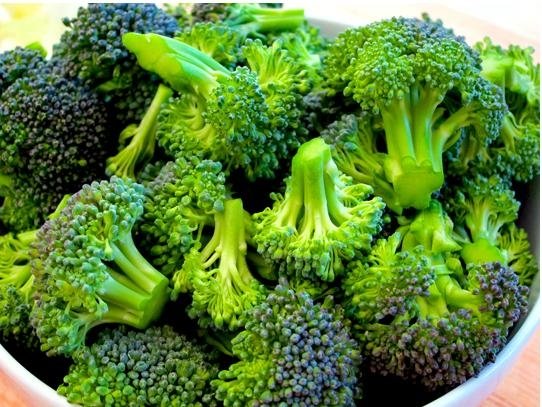 fresh broccoli 5