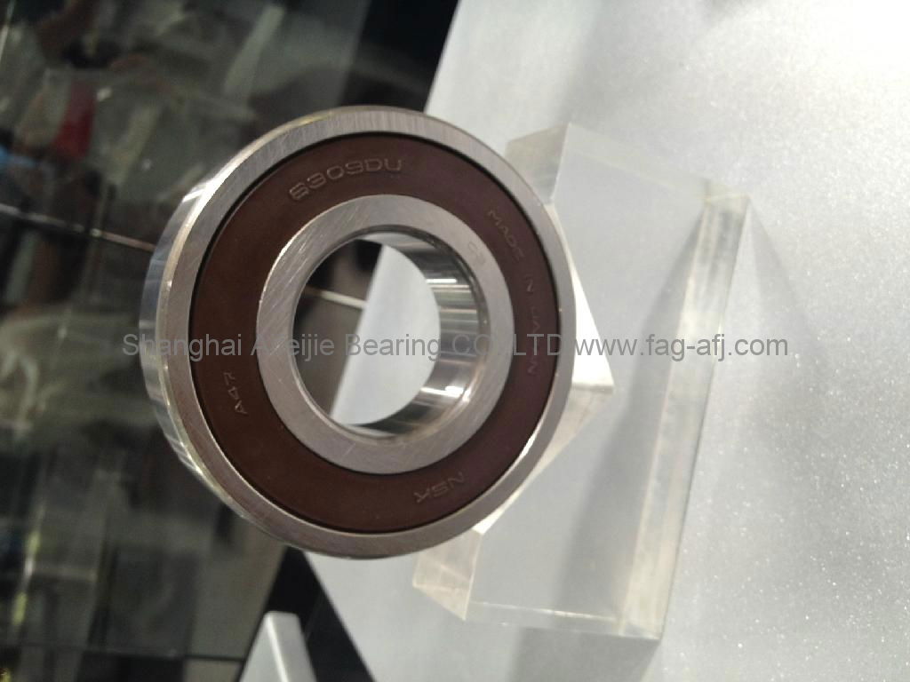 Deep groove ball bearing 