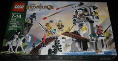 LEGO Castle Set #7079 Drawbridge Defense