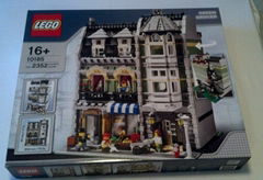 LEGO Green Grocer Set 10185