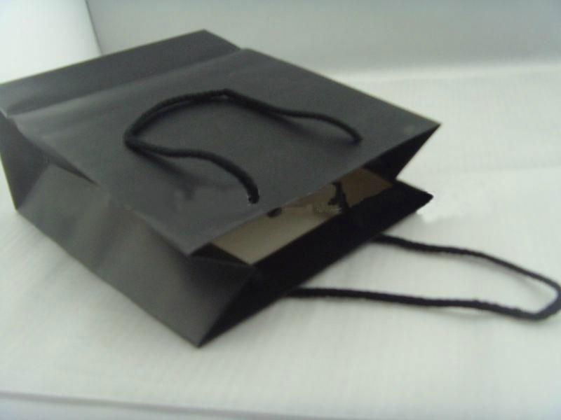 Wholesale china manufacture recyclable Luxury Black shopping bag paper bags   4