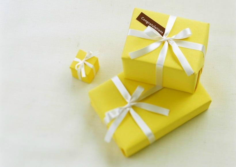 wholesale christmas custom recycled candy packaging paper gift box with ribbon 4