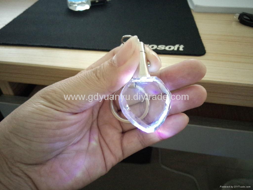 LED light keychain 4