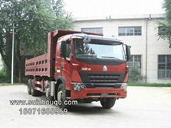 豪沃A7 380馬力前四后八8x4自卸車