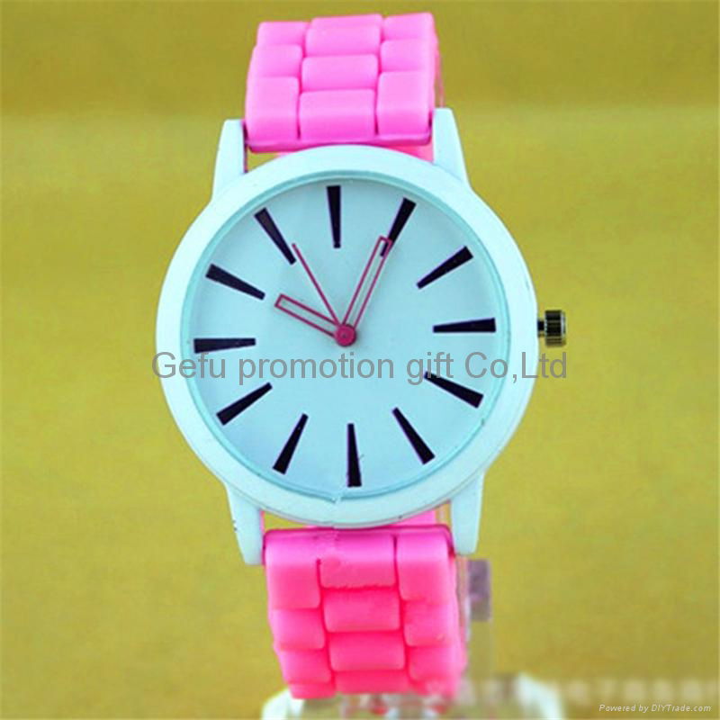 2014 hot wholesales Fashionable Silicone Watch Men 3