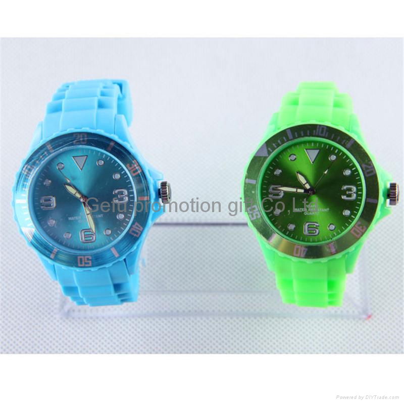 2014 Crystal ladies fashion silicone watch 3