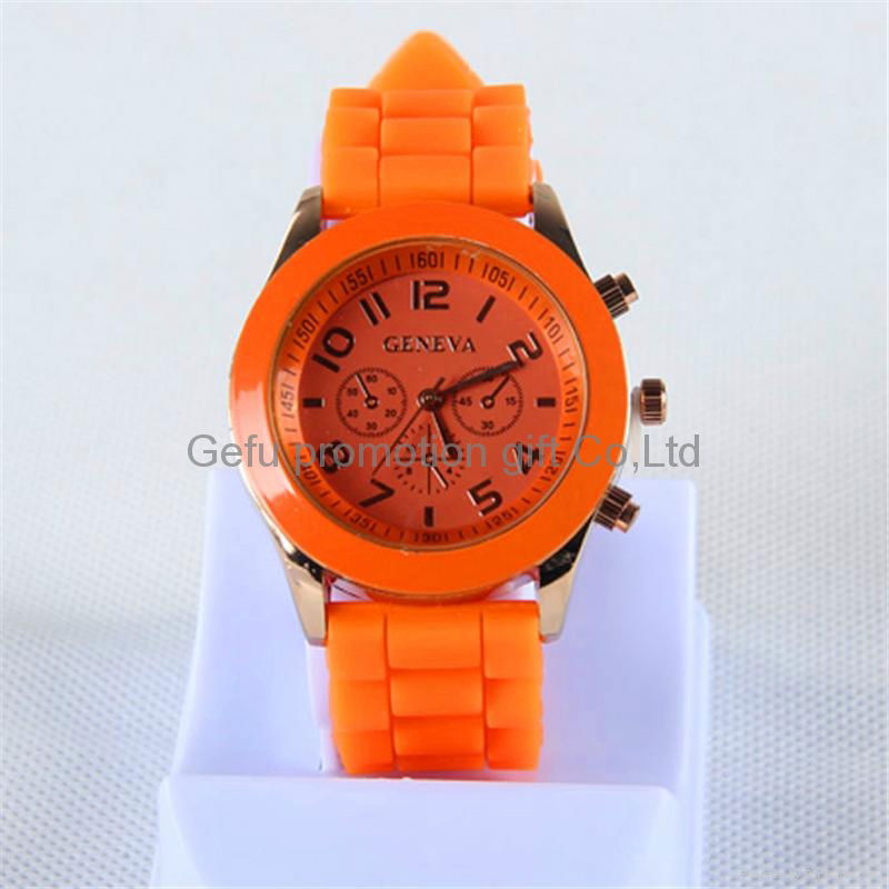 2014 Fashion silicone geneva watch hot selling wrist watch 
