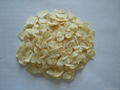 Dehydrated garlic flake