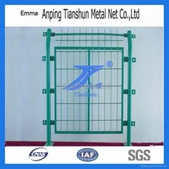 PVC Coated Metal Wire Mesh Frame Fence