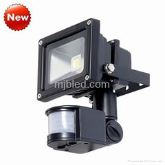 IP65 Black 10W LED Flood Light With PIR Motion Detector