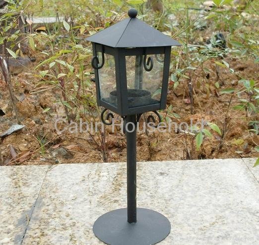 candle stand made from iron 3