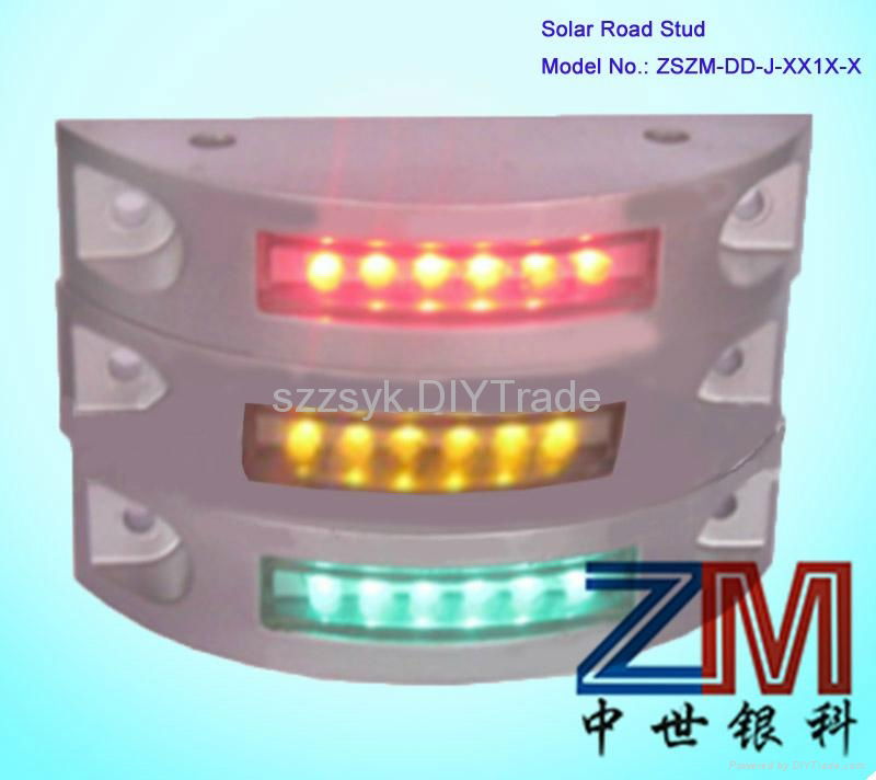 Vehicle-Mounted Solar Road Stud 2