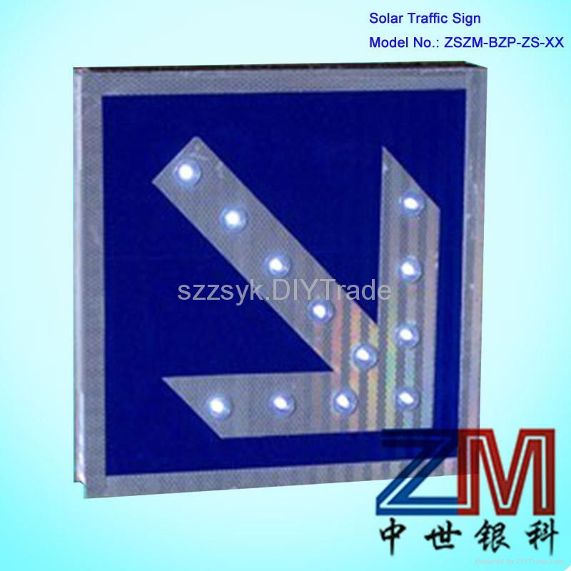 solar powered roadway directional traffic sign  2