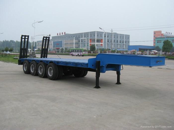 HuaWin 2 axle Lowbed semi trailer  3