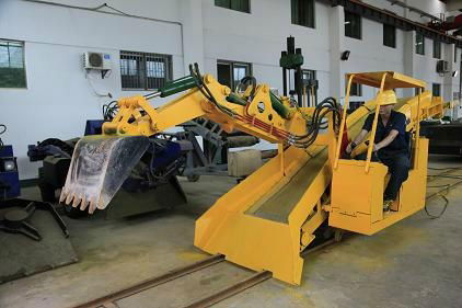 LWL-60  Rail Wheeled Mine Excavators 2