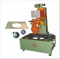 Hole cutting machine