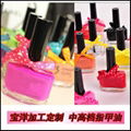 sweet nail polish with bowtie 1