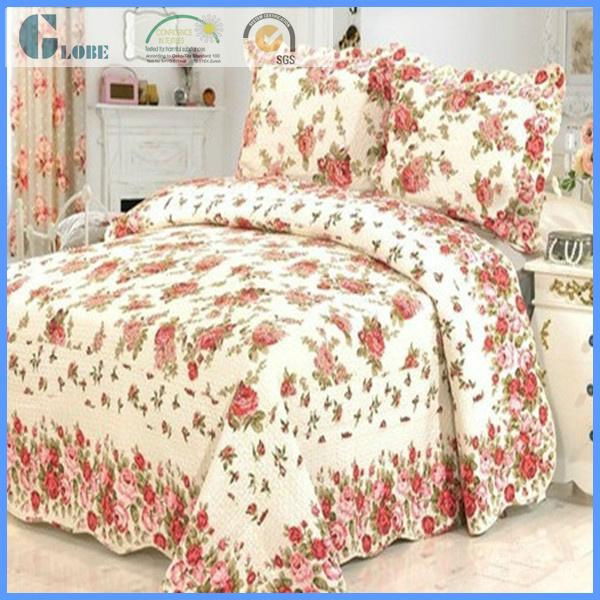 lace border patchwork quilt 