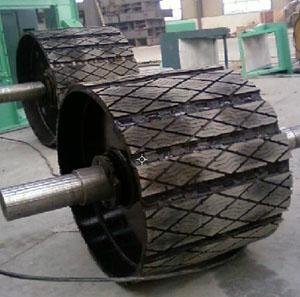 Diamond rubber covered pulley