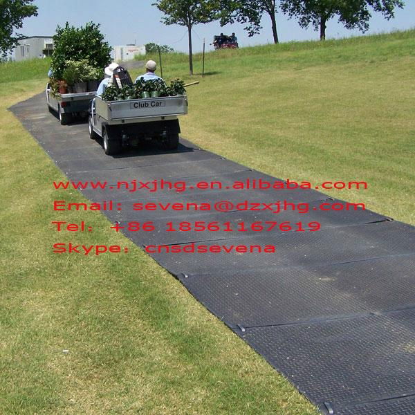 HDPE Heavy-Duty temporary ground protection construction road crane Matting 3