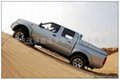 NISSAN NP300 Pickup truck bed cover  5