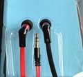  comfortable and with good noise cancellation  earphone with Microphone 3