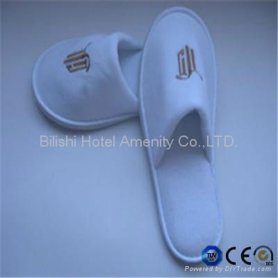 New Desgin Comfortable Hospital Slipper 3