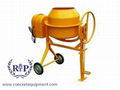 UT35 Portable Concrete Mixer 1