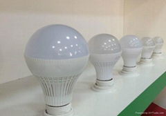 led bulb light 9W