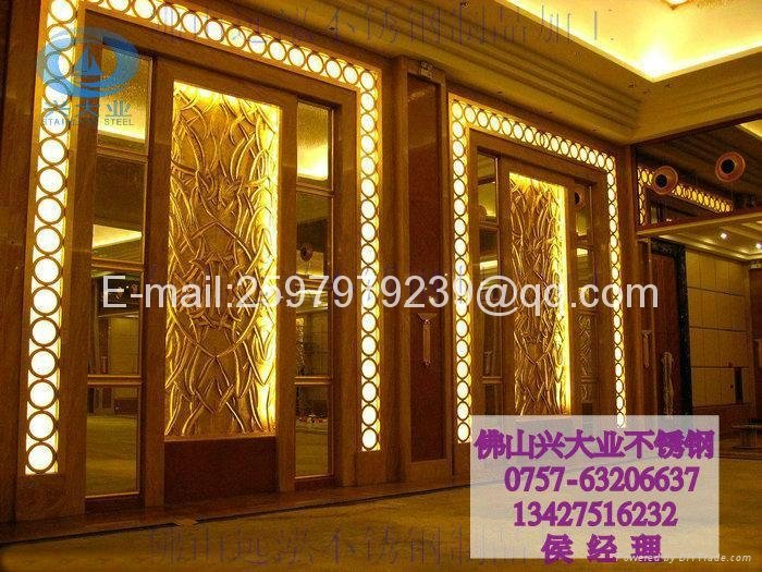 Golden Specular Stainless Steel Screens for Wall Decoration  2
